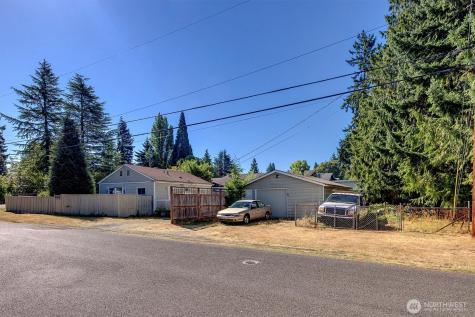 13757 39th Avenue NE Seattle WA 98125