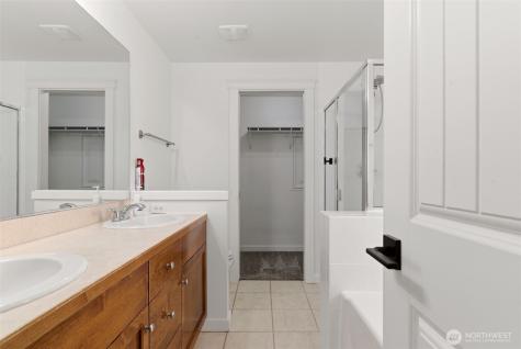 18530 97th Avenue Ct E Puyallup WA 98375