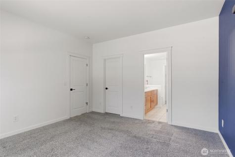 18530 97th Avenue Ct E Puyallup WA 98375