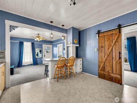 1205 49th Street Seaview WA 98644