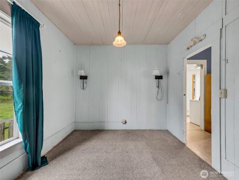 1205 49th Street Seaview WA 98644