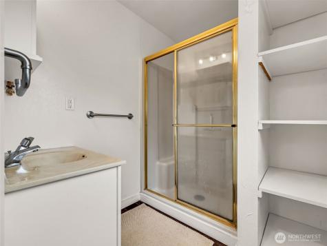 1205 49th Street Seaview WA 98644