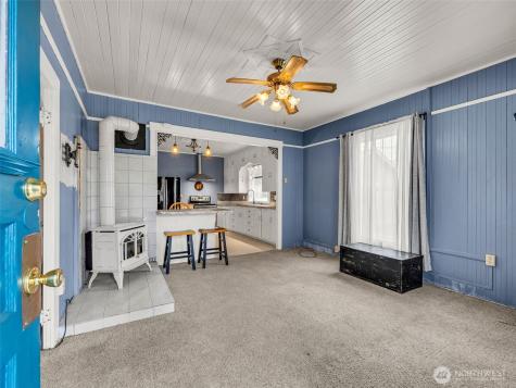 1205 49th Street Seaview WA 98644