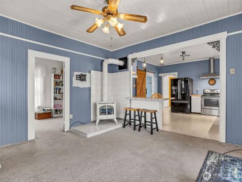 1205 49th Street Seaview WA 98644