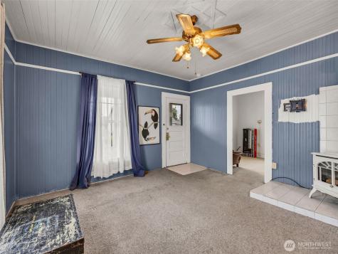 1205 49th Street Seaview WA 98644