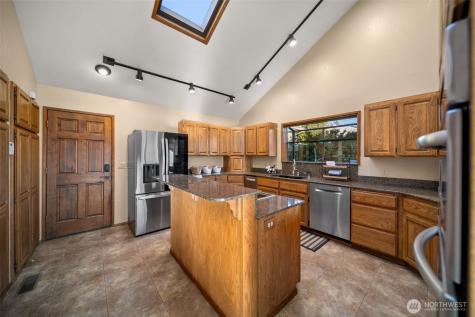 606 Ski View Drive East Wenatchee WA 98802