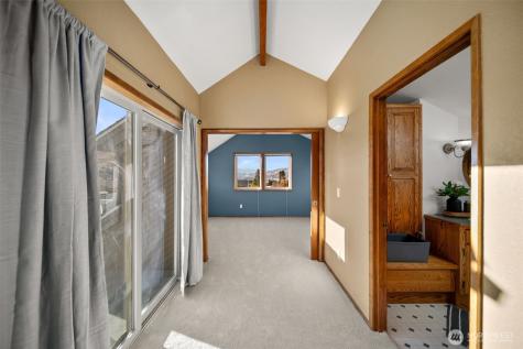 606 Ski View Drive East Wenatchee WA 98802