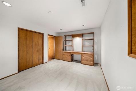 606 Ski View Drive East Wenatchee WA 98802