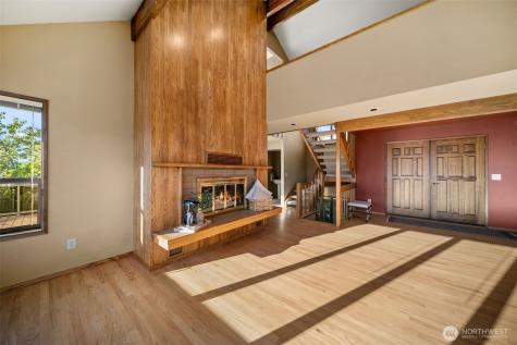 606 Ski View Drive East Wenatchee WA 98802