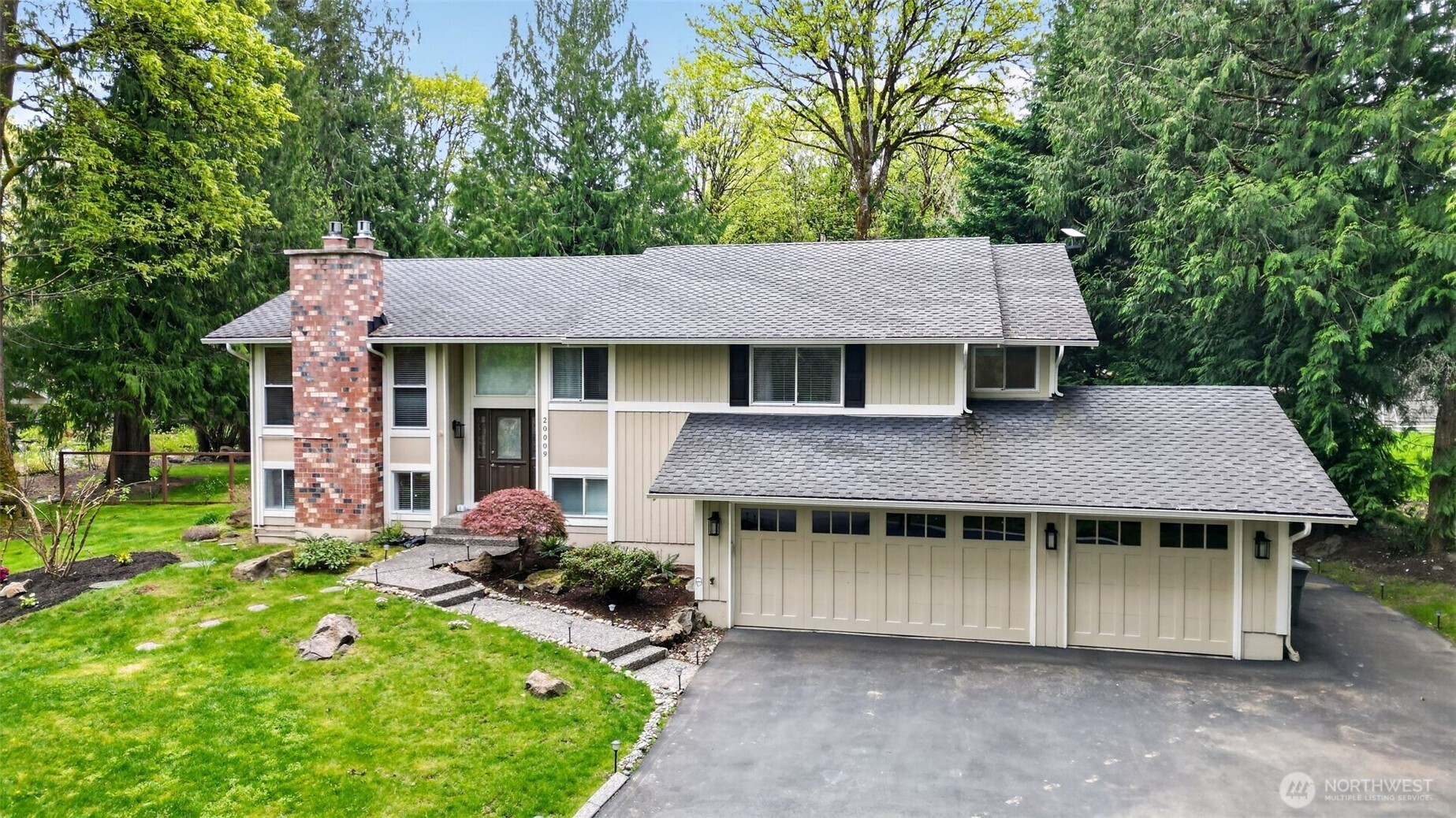 20009 SE 20th Place Sammamish WA 98075