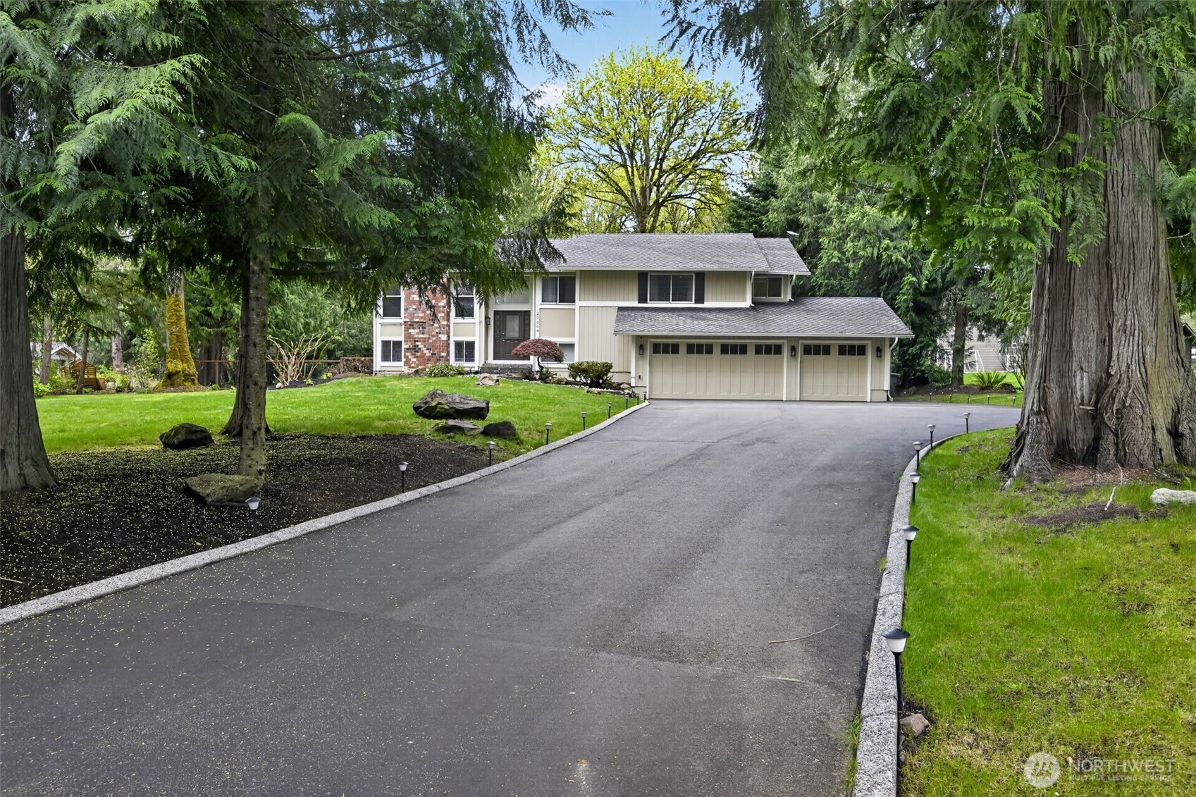 20009 SE 20th Place Sammamish WA 98075