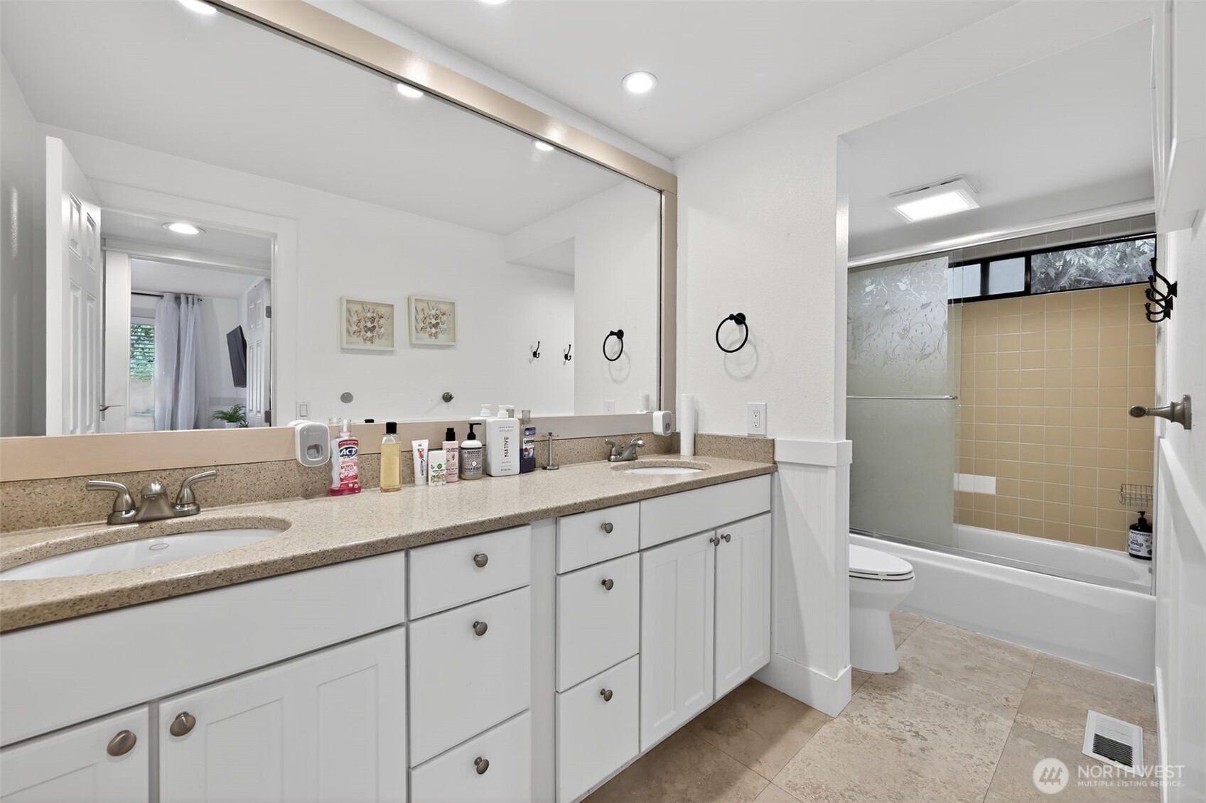 20009 SE 20th Place Sammamish WA 98075