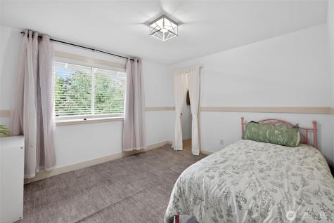20009 SE 20th Place Sammamish WA 98075