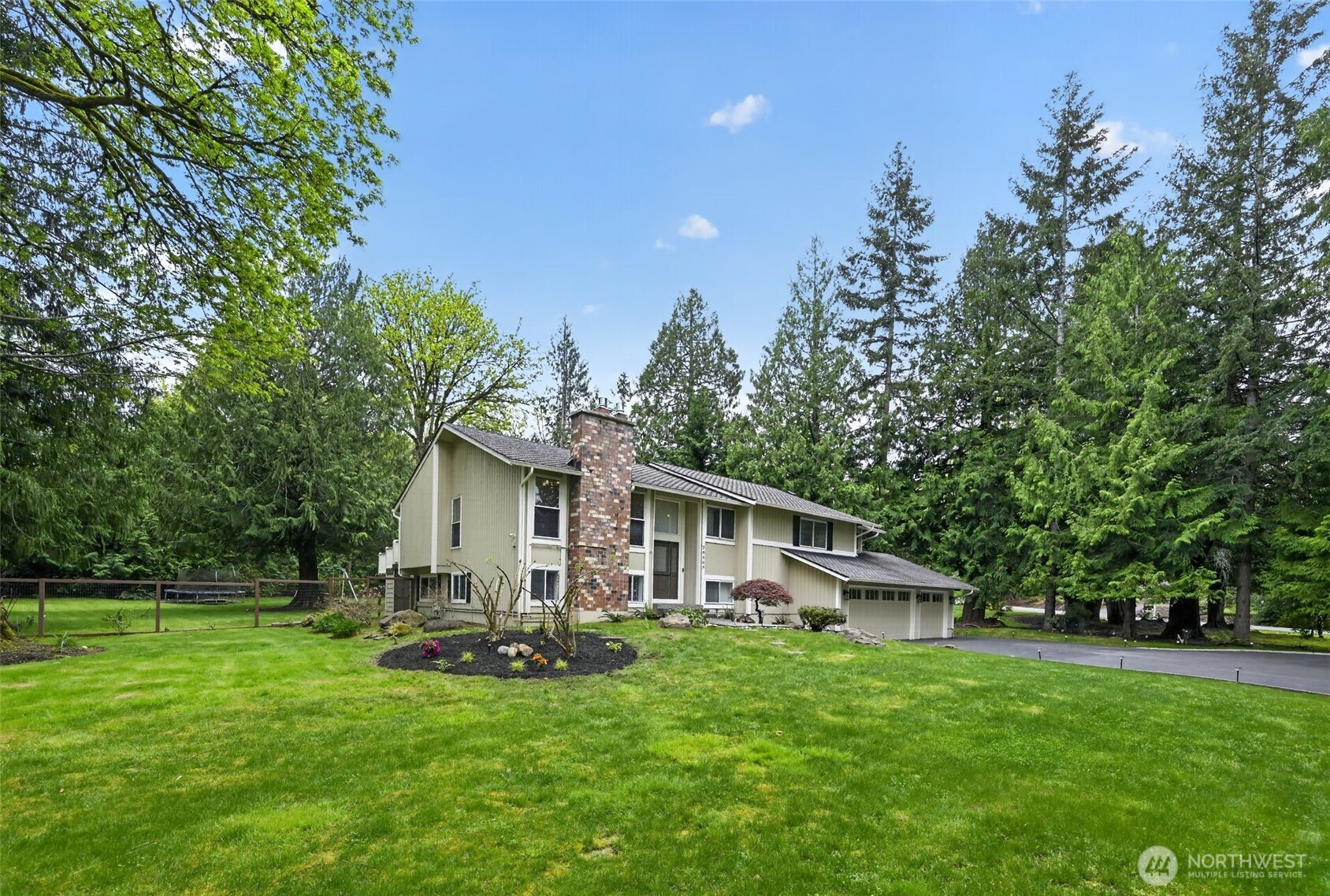 20009 SE 20th Place Sammamish WA 98075