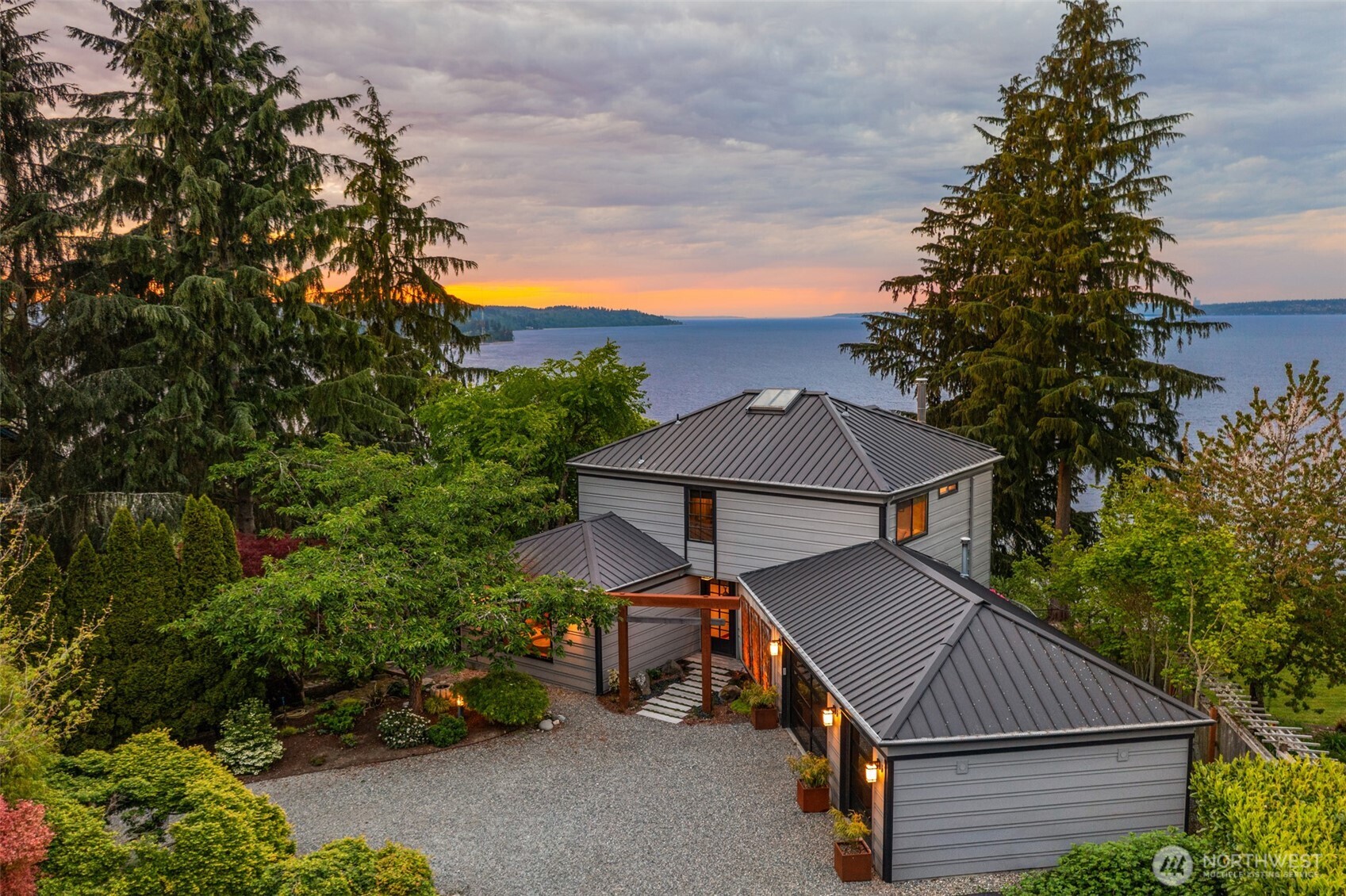 6814 SW Maury Park Road Vashon WA 98070