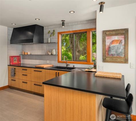 6814 SW Maury Park Road Vashon WA 98070