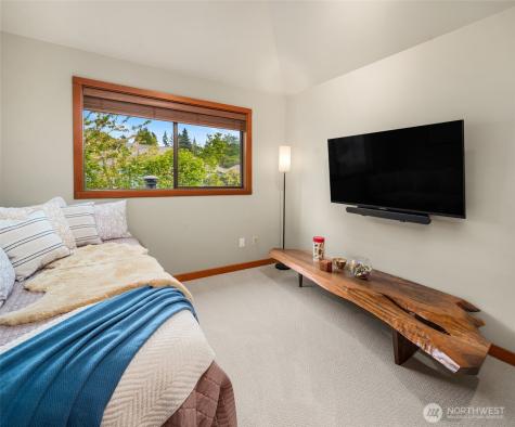 6814 SW Maury Park Road Vashon WA 98070