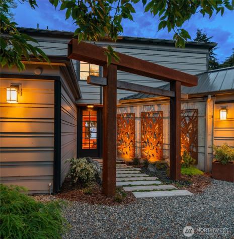 6814 SW Maury Park Road Vashon WA 98070