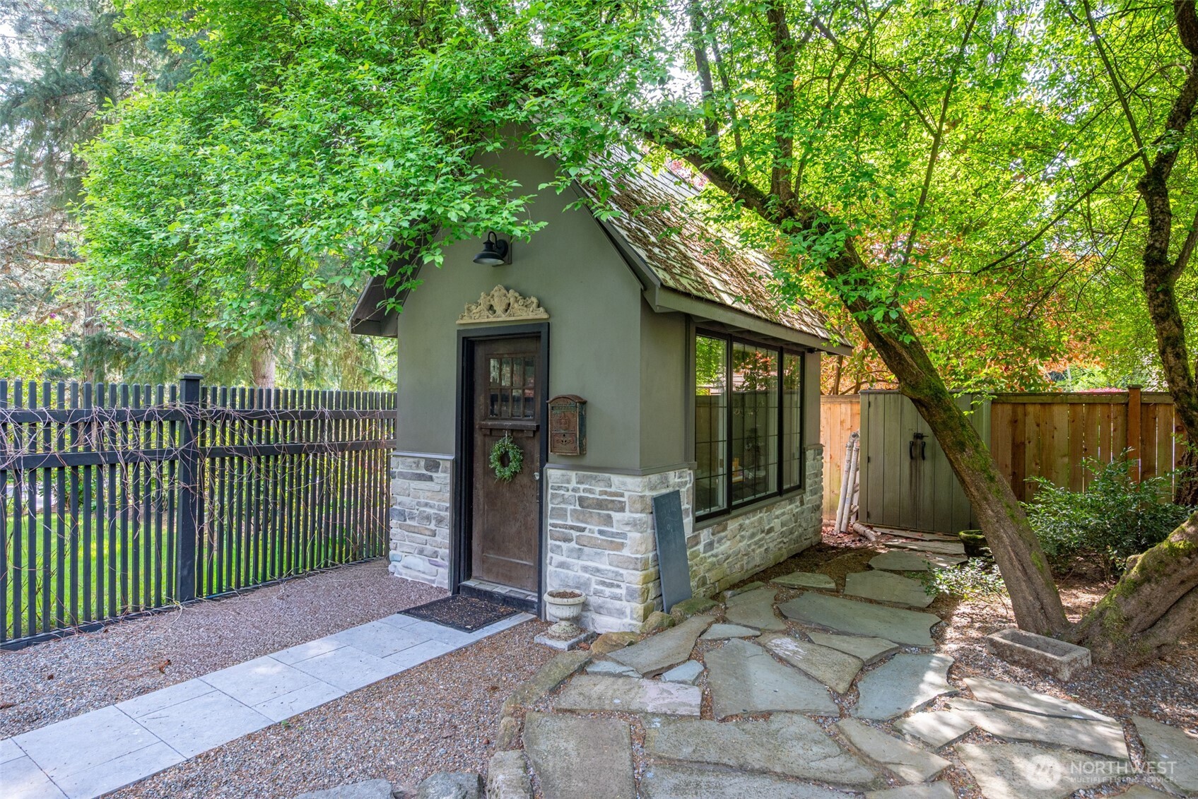 11726 41st Street Kirkland WA 98033