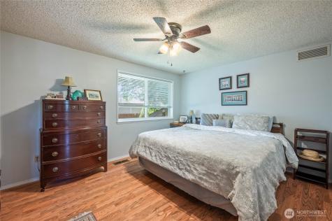 938 College Street Wenatchee WA 98801