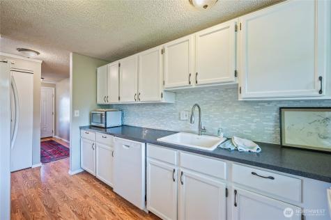 938 College Street Wenatchee WA 98801