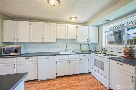 938 College Street Wenatchee WA 98801