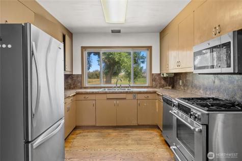 4530 Weaver Road Ellensburg WA 98926