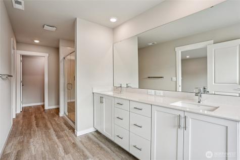 560 SE 11th Place North Bend WA 98045