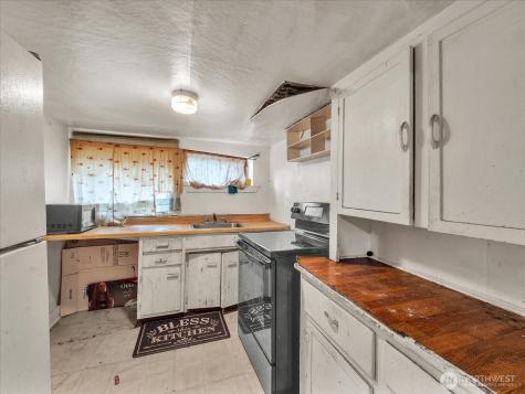 203 23rd Avenue Seattle WA 98122