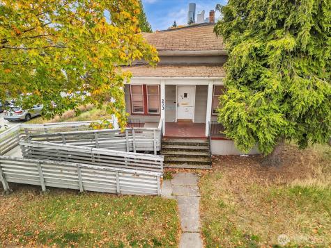 203 23rd Avenue Seattle WA 98122