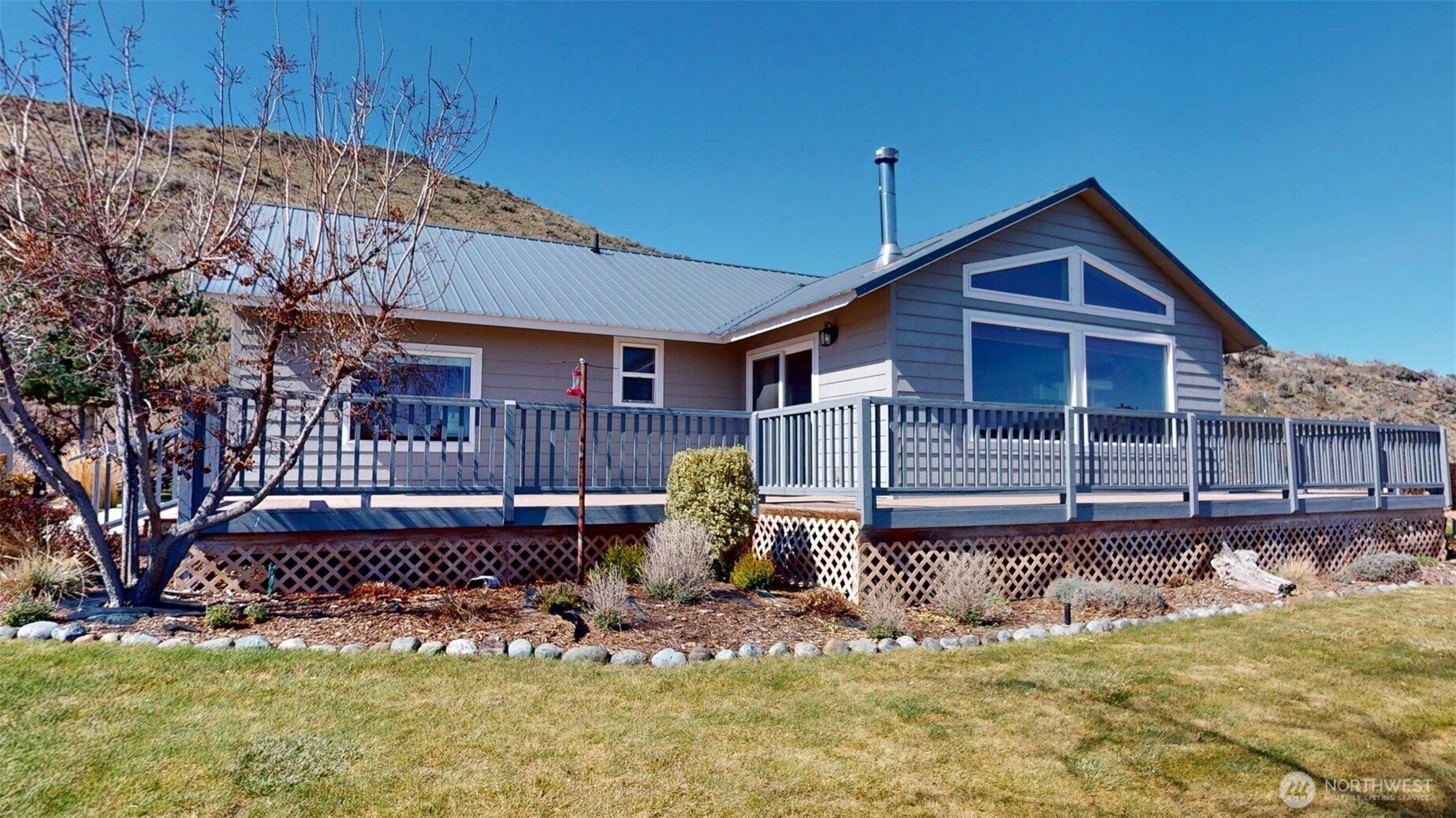 1811 Pine Creek Tonasket WA 98855
