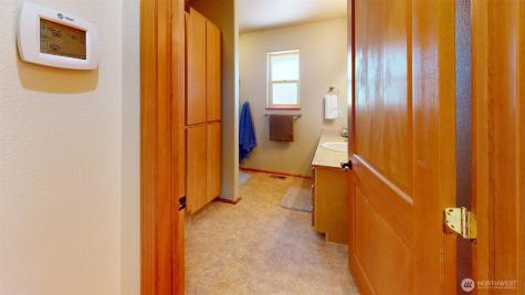 1811 Pine Creek Tonasket WA 98855