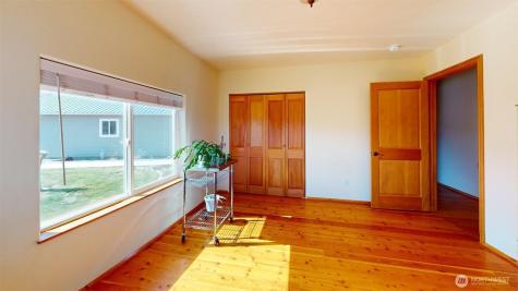 1811 Pine Creek Tonasket WA 98855