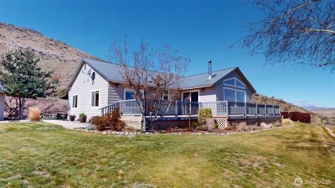 1811 Pine Creek Tonasket WA 98855