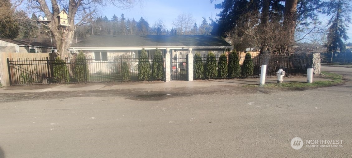 642 Railroad Avenue S Kent WA 98032