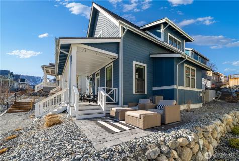523 Mackinaw Lane Chelan WA 98816