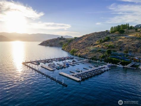 523 Mackinaw Lane Chelan WA 98816