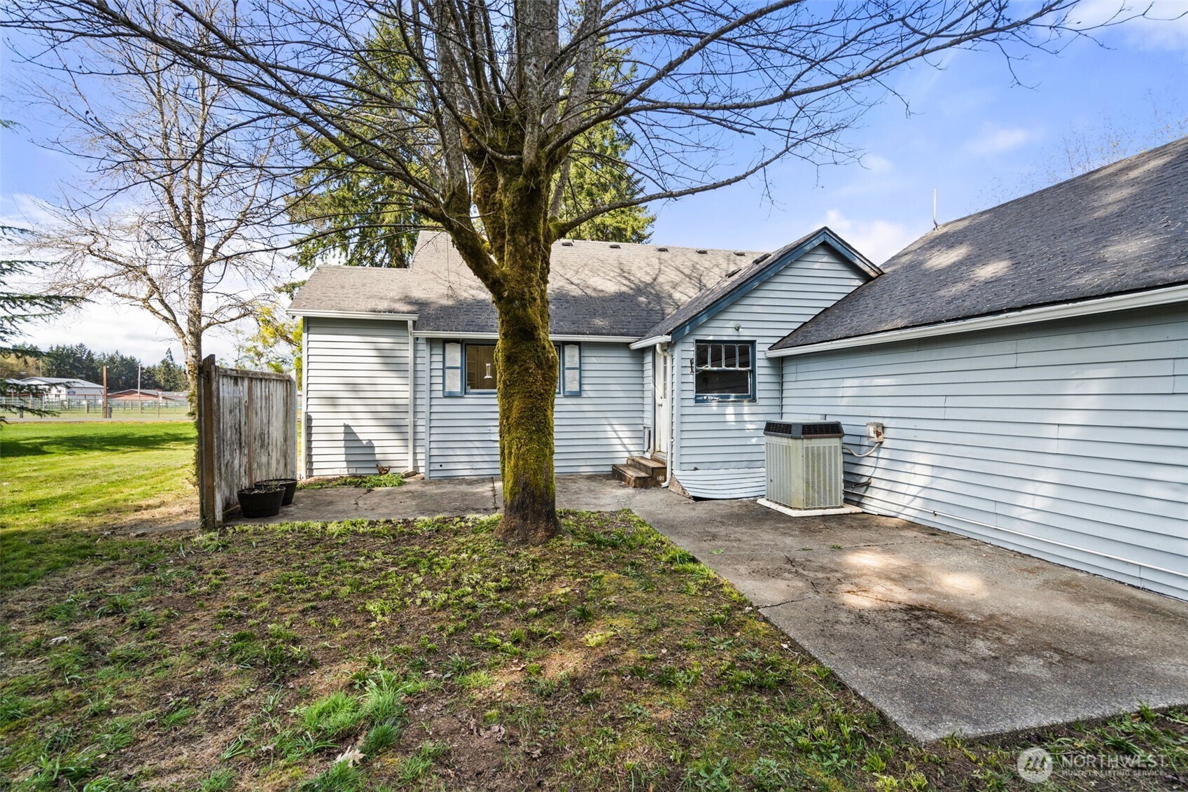17 Rue Creek Road Raymond WA 98577