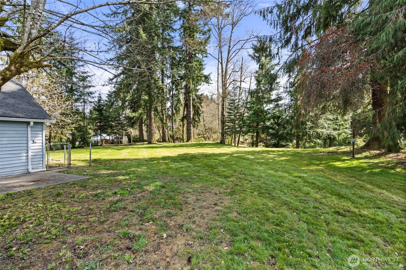 17 Rue Creek Road Raymond WA 98577