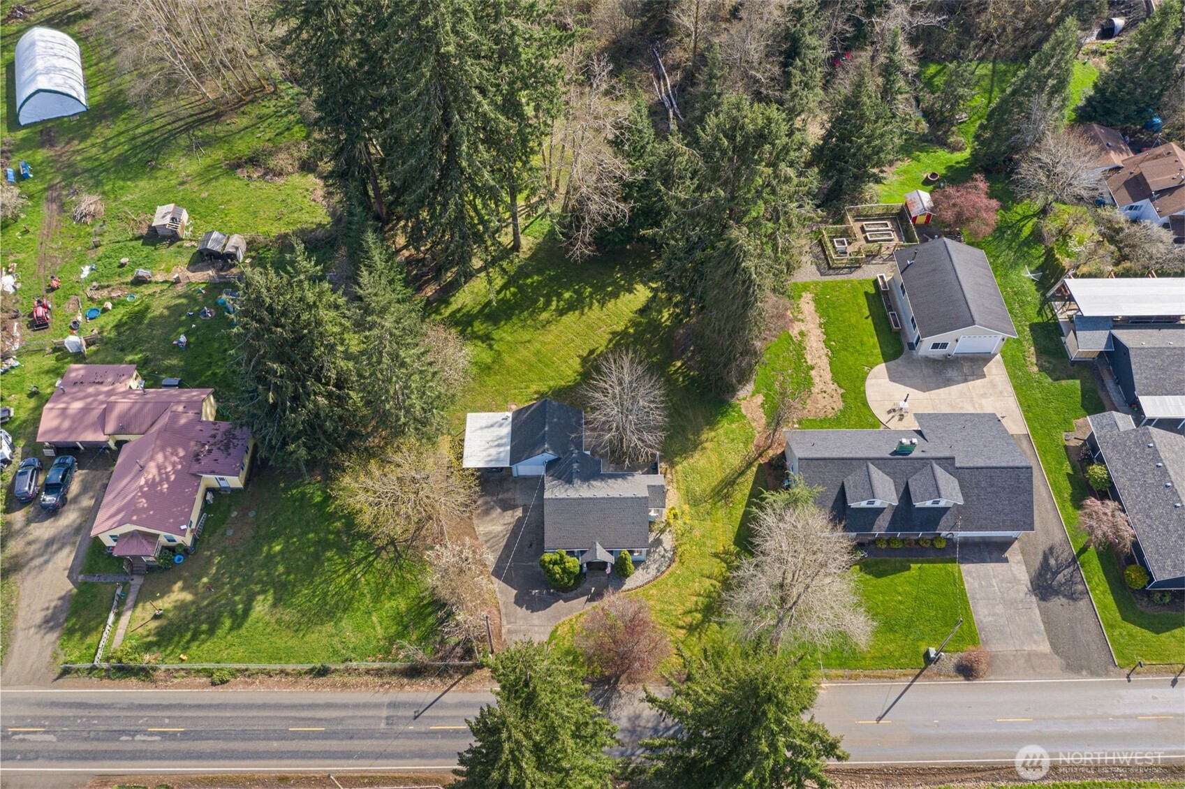 17 Rue Creek Road Raymond WA 98577