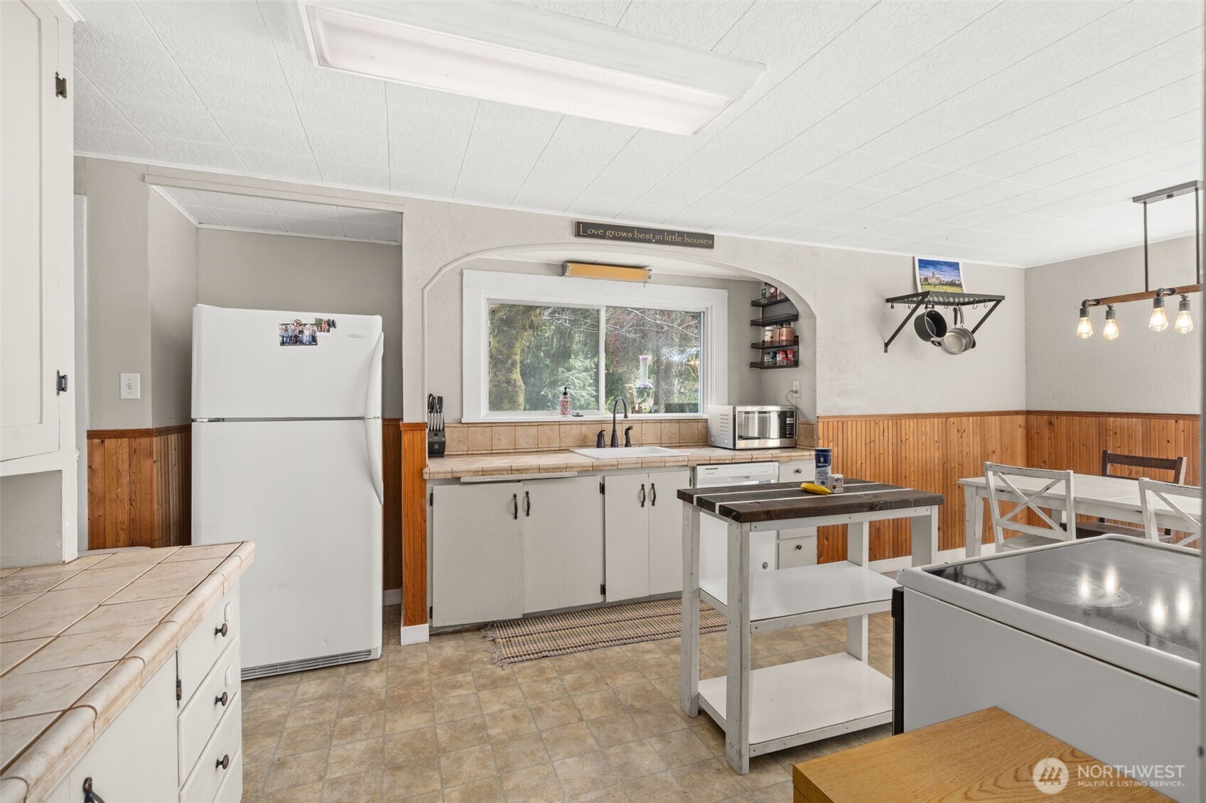 17 Rue Creek Road Raymond WA 98577