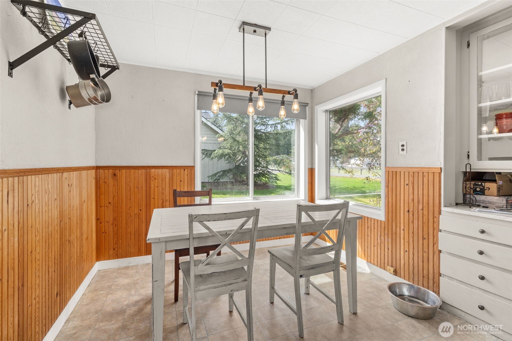 17 Rue Creek Road Raymond WA 98577
