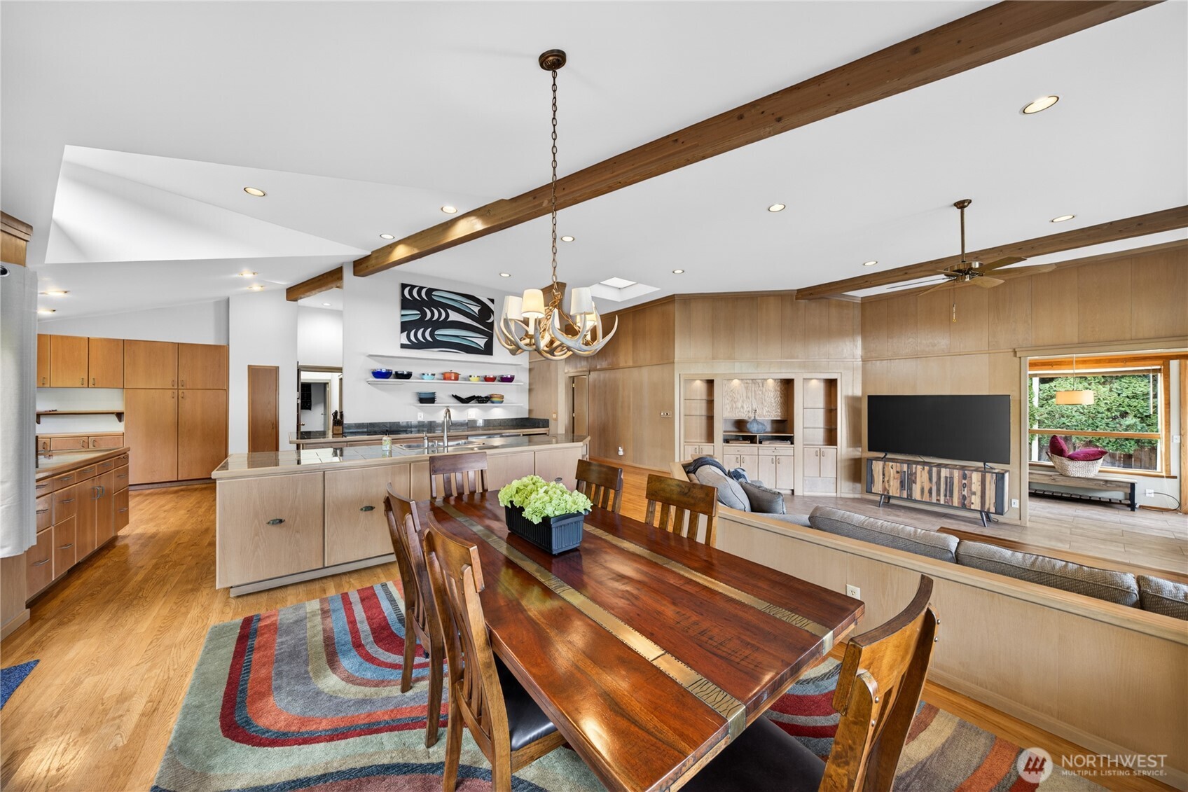 867 Kalispell Drive La Conner WA 98257