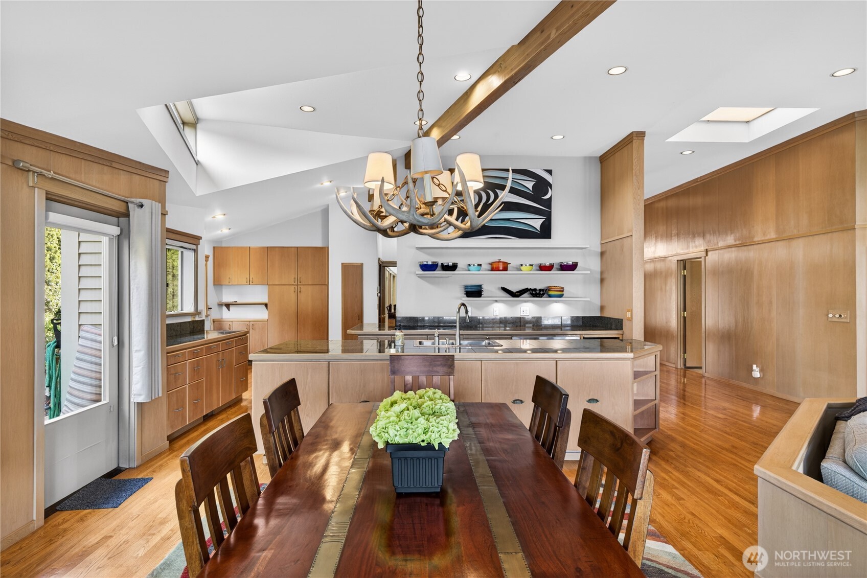 867 Kalispell Drive La Conner WA 98257