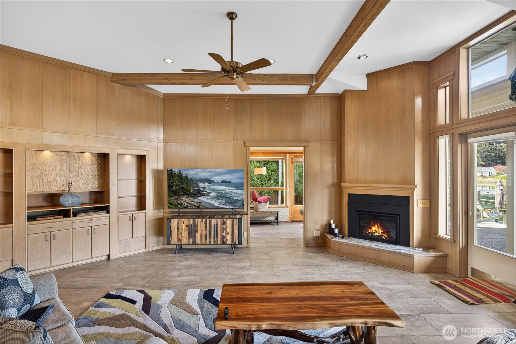867 Kalispell Drive La Conner WA 98257