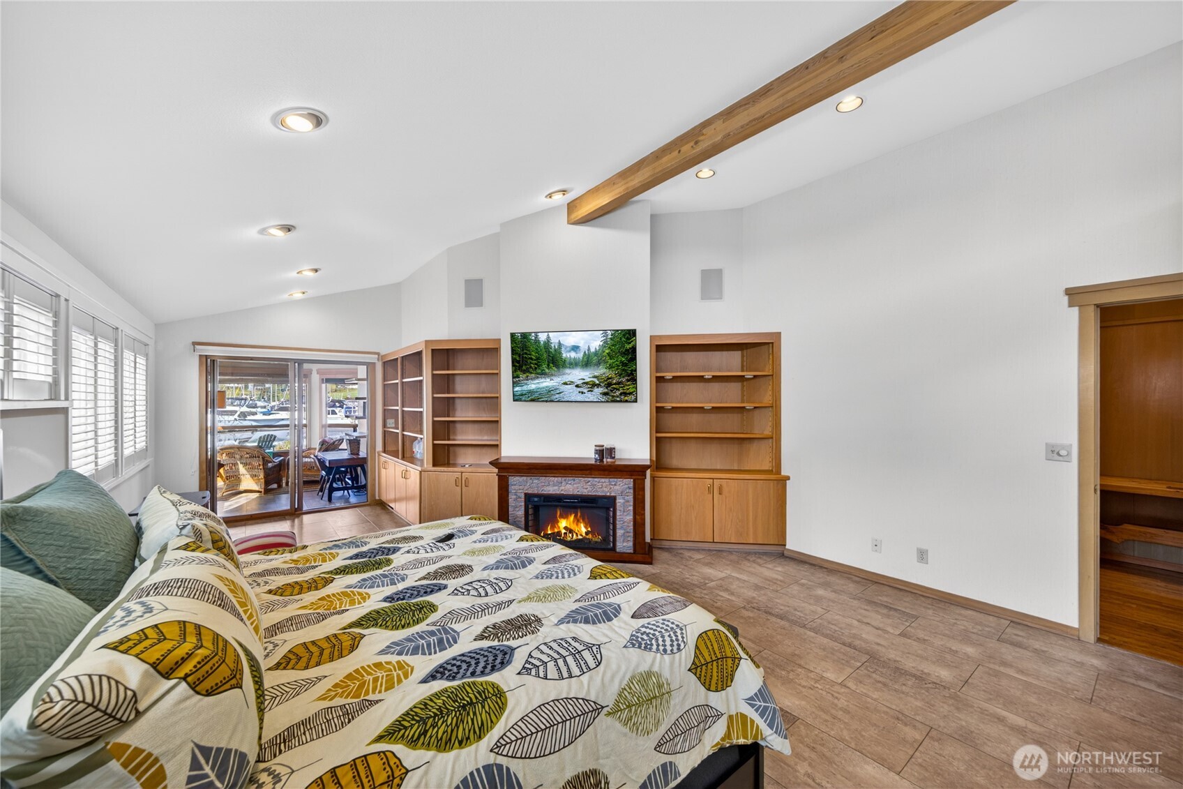 867 Kalispell Drive La Conner WA 98257
