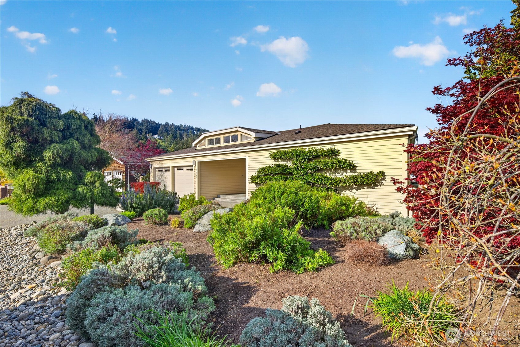 867 Kalispell Drive La Conner WA 98257