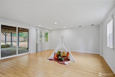 14831 NE 14th Street Bellevue WA 98007