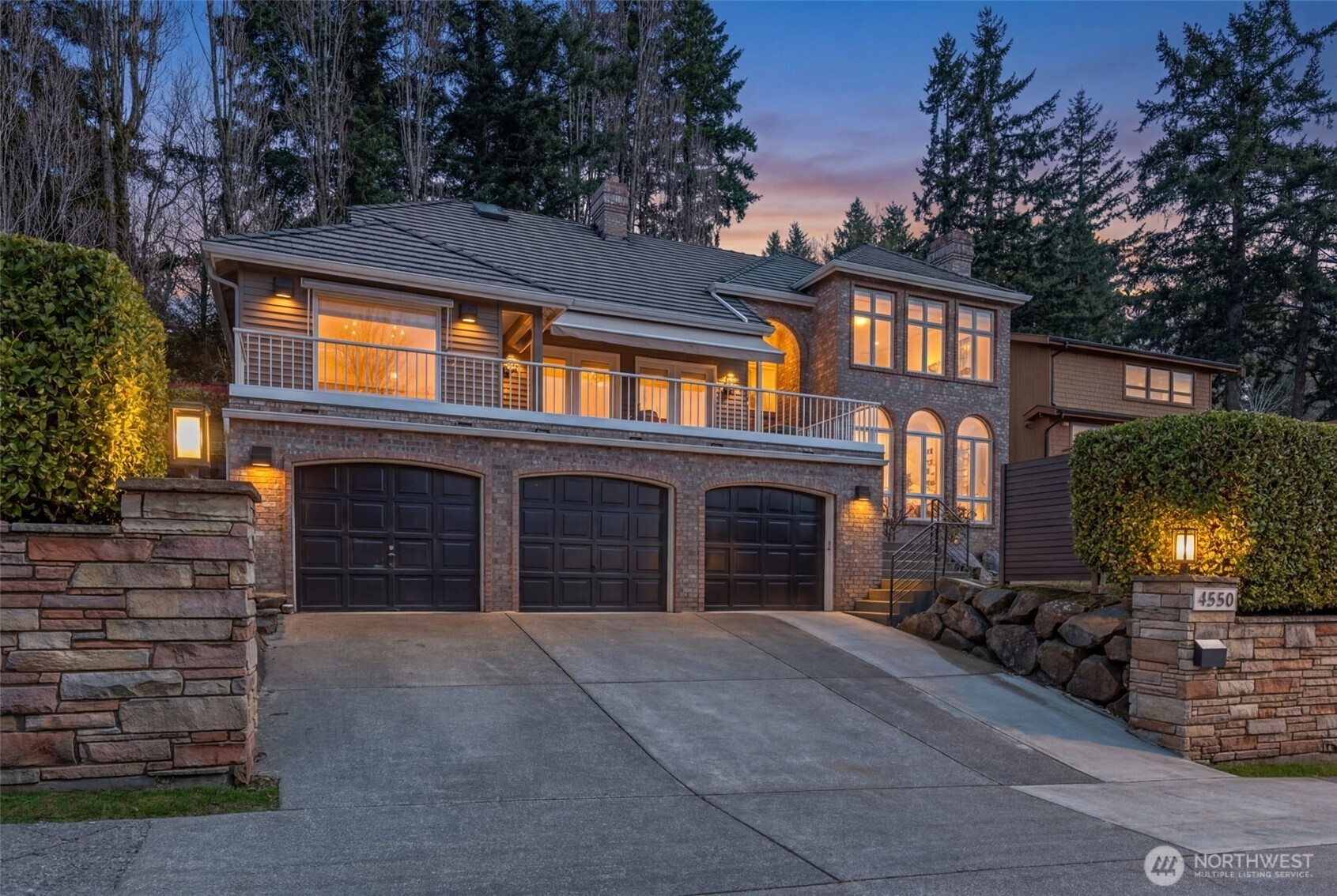 4550 49th Avenue NE Seattle WA 98105