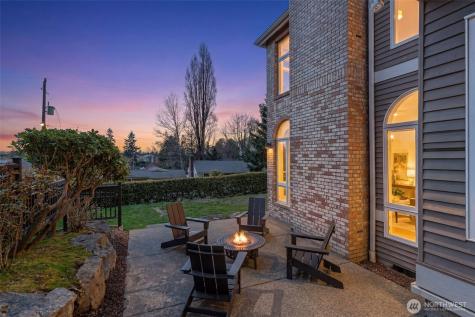 4550 49th Avenue NE Seattle WA 98105